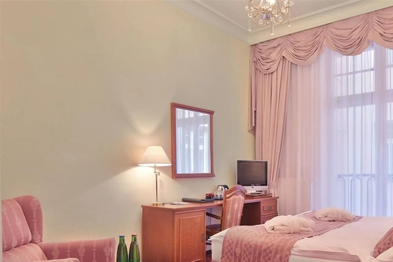 Olympia Wellness Hotel Karlovy Vary 4*,  Czech Republic