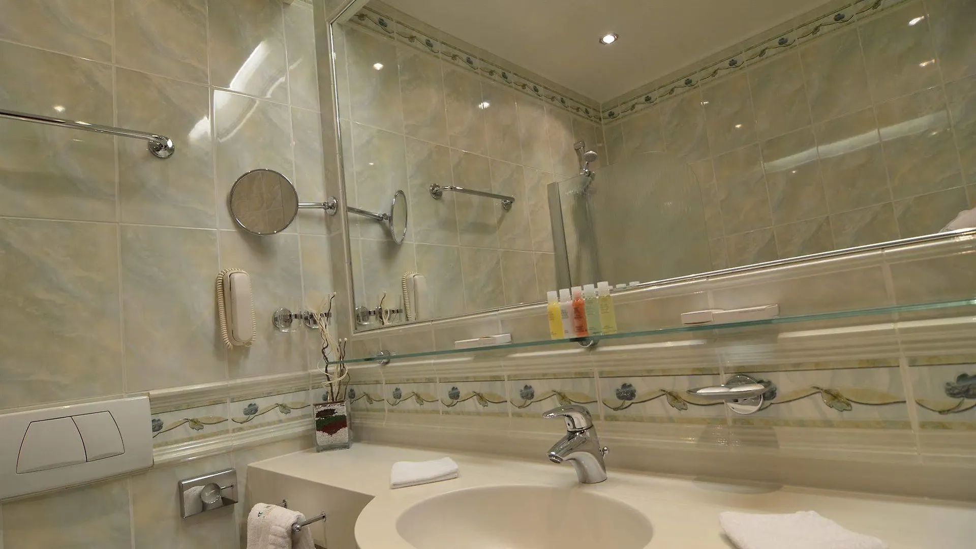 Olympia Wellness Hotel Karlovy Vary 4*,  Czech Republic